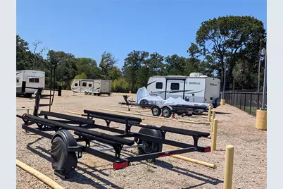 1204 Tool Drive, Tool, TX 75143 - Photo 1