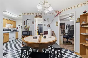1300 Spring St, Waco, TX 76704 - Photo 7