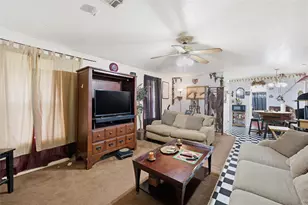 1300 Spring St, Waco, TX 76704 - Photo 3