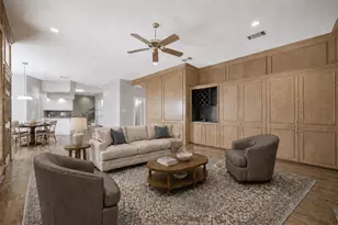 13226 Cedar Ln, Farmers Branch, TX 75234 - Photo 9