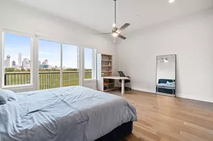 381 E Greenbriar Ln, Dallas, TX 75203 - Photo 3