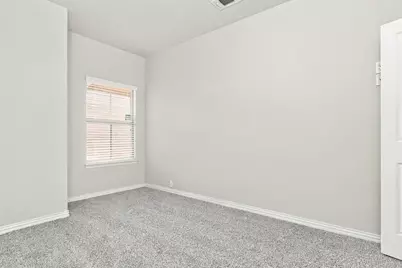 2927 Albares, Grand Prairie, TX 75054 - Photo 21