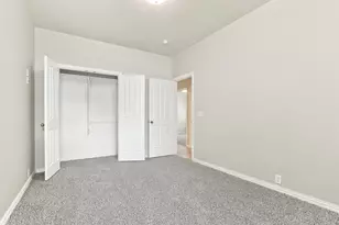 2927 Albares Dr, Grand Prairie, TX 75054 - Photo 17