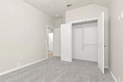 2927 Albares, Grand Prairie, TX 75054 - Photo 15