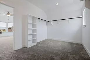 915 Crossvine Dr, Mansfield, TX 76063 - Photo 5