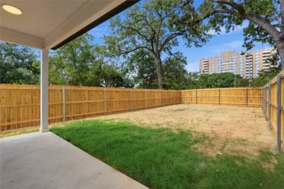 3300 S Harwood Street, Dallas, TX 75215 - Photo 19