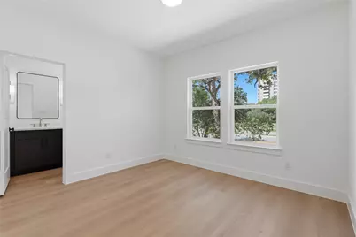 3300 S Harwood Street, Dallas, TX 75215 - Photo 17
