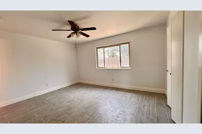 5300 Duchess Court, Lake Dallas, TX 75065 - Photo 9