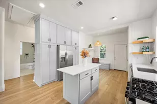 501 S Clinton Ave, Dallas, TX 75208 - Photo 9