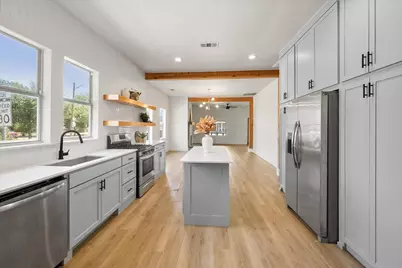 501 S Clinton Avenue, Dallas, TX 75208 - Photo 3