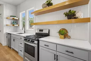 501 S Clinton Ave, Dallas, TX 75208 - Photo 7