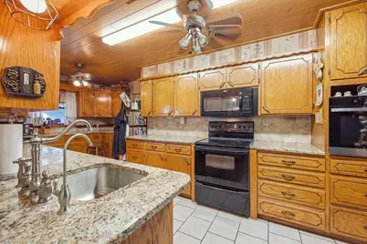 6221 Highway 8, Desdemona, TX 76445 - Photo 11