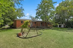 8817 Oakdale Dr, Woodway, TX 76712 - Photo 23