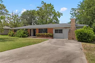 8817 Oakdale Dr, Woodway, TX 76712 - Photo 3