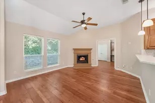 2817 Naples Dr, Hurst, TX 76054 - Photo 9
