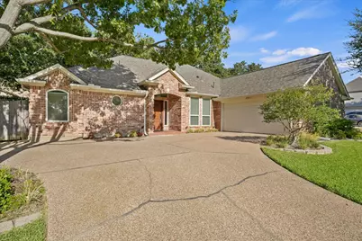 2817 Naples Drive, Hurst, TX 76054 - Photo 3