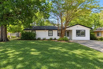 1704 S Clay Street, Kaufman, TX 75142 - Photo 1