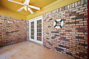 1101 De Pauw Dr, Arlington, TX 76012 - Photo 21