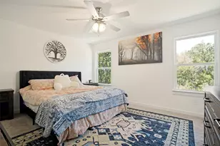 722 Haynie Dr, Runaway Bay, TX 76426 - Photo 13