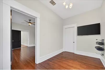 802 Haines Avenue, Dallas, TX 75208 - Photo 21