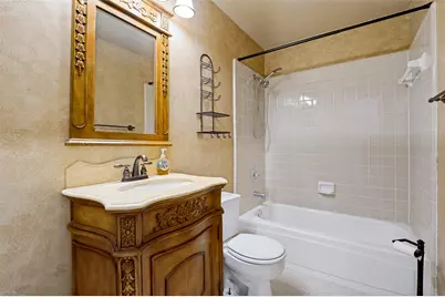 4315 Harvest Hill Road, Carrollton, TX 75010 - Photo 15