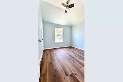 405 Odell Street, Cleburne, TX 76033 - Photo 21
