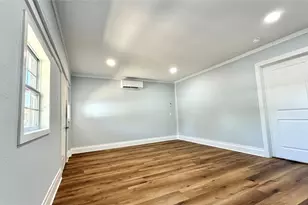405 Odell St, Cleburne, TX 76033 - Photo 29