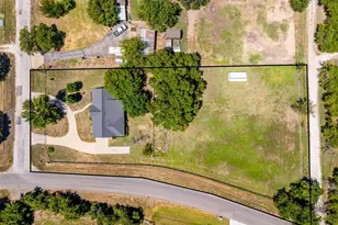 800 Oak Ln Dr, Joshua, TX 76058 - Photo 25