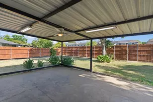 8133 Cavalier Cir, Dallas, TX 75227 - Photo 23