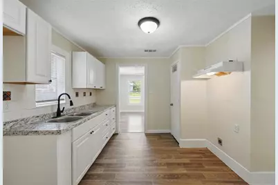 5511 Fletcher Avenue, Fort Worth, TX 76107 - Photo 7