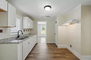 5511 Fletcher Ave, Fort Worth, TX 76107 - Photo 7
