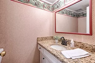 19 Country Lake Dr, Carrollton, TX 75006 - Photo 7