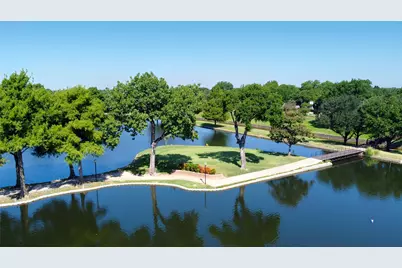 19 Country Lake Drive, Carrollton, TX 75006 - Photo 35