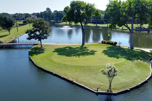 19 Country Lake Dr, Carrollton, TX 75006 - Photo 31