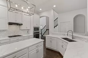 8124 Peacock Ln, Frisco, TX 75035 - Photo 11