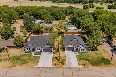 303 Hobbs Avenue, Boyd, TX 76023 - Photo 37