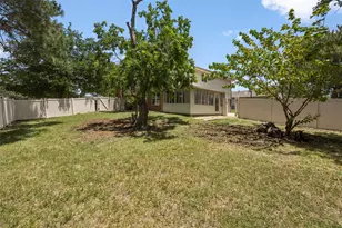 1600 Hartford Dr, Carrollton, TX 75007 - Photo 25
