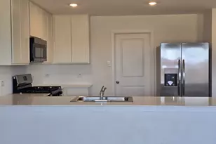 400 Backcountry Dr, Little Elm, TX 75068 - Photo 5