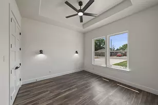 305 Hobbs Ave, Boyd, TX 76023 - Photo 19