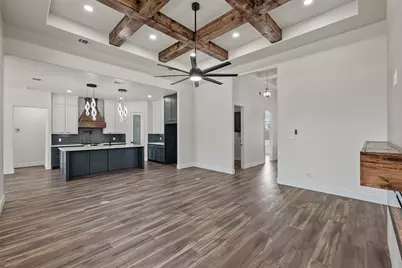 305 Hobbs Avenue, Boyd, TX 76023 - Photo 11