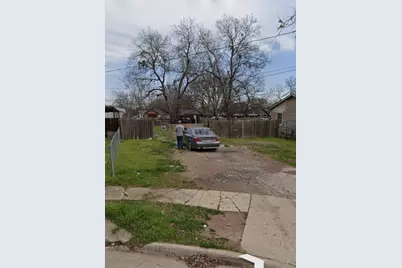 3942 Maybeth Street, Dallas, TX 75212 - Photo 1