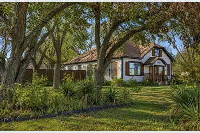 1903 N Weaver Street, Gainesville, TX 76240 - Photo 1