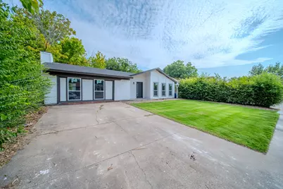 821 Lexington Drive, Lancaster, TX 75134 - Photo 3