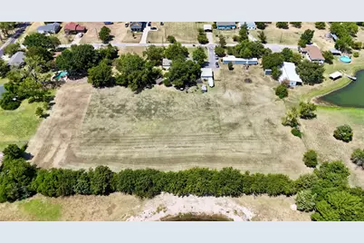 610 N 9th Street, Gunter, TX 75058 - Photo 3
