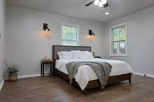 1405 N Oak St, McKinney, TX 75069 - Photo 5