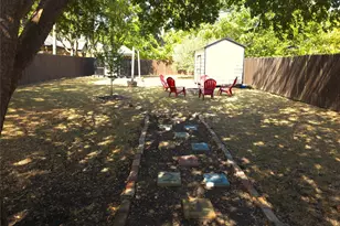 1405 N Oak St, McKinney, TX 75069 - Photo 17