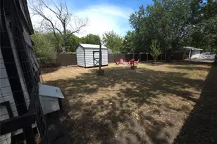 1405 N Oak St, McKinney, TX 75069 - Photo 33