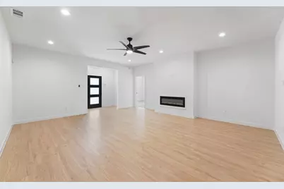 2723 Lagow Street, Dallas, TX 75210 - Photo 11