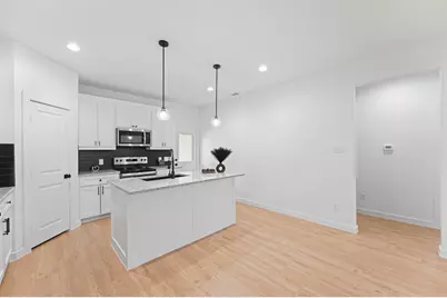 2723 Lagow Street, Dallas, TX 75210 - Photo 7