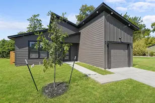2723 Lagow St, Dallas, TX 75210 - Photo 29